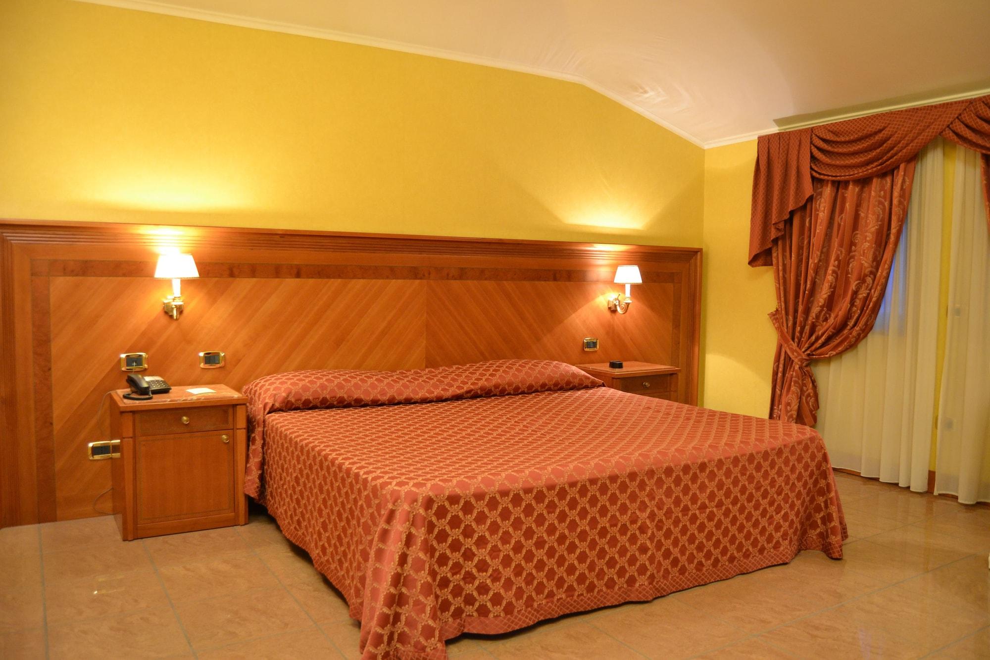 Giulia Ocean Club Hotel 4*